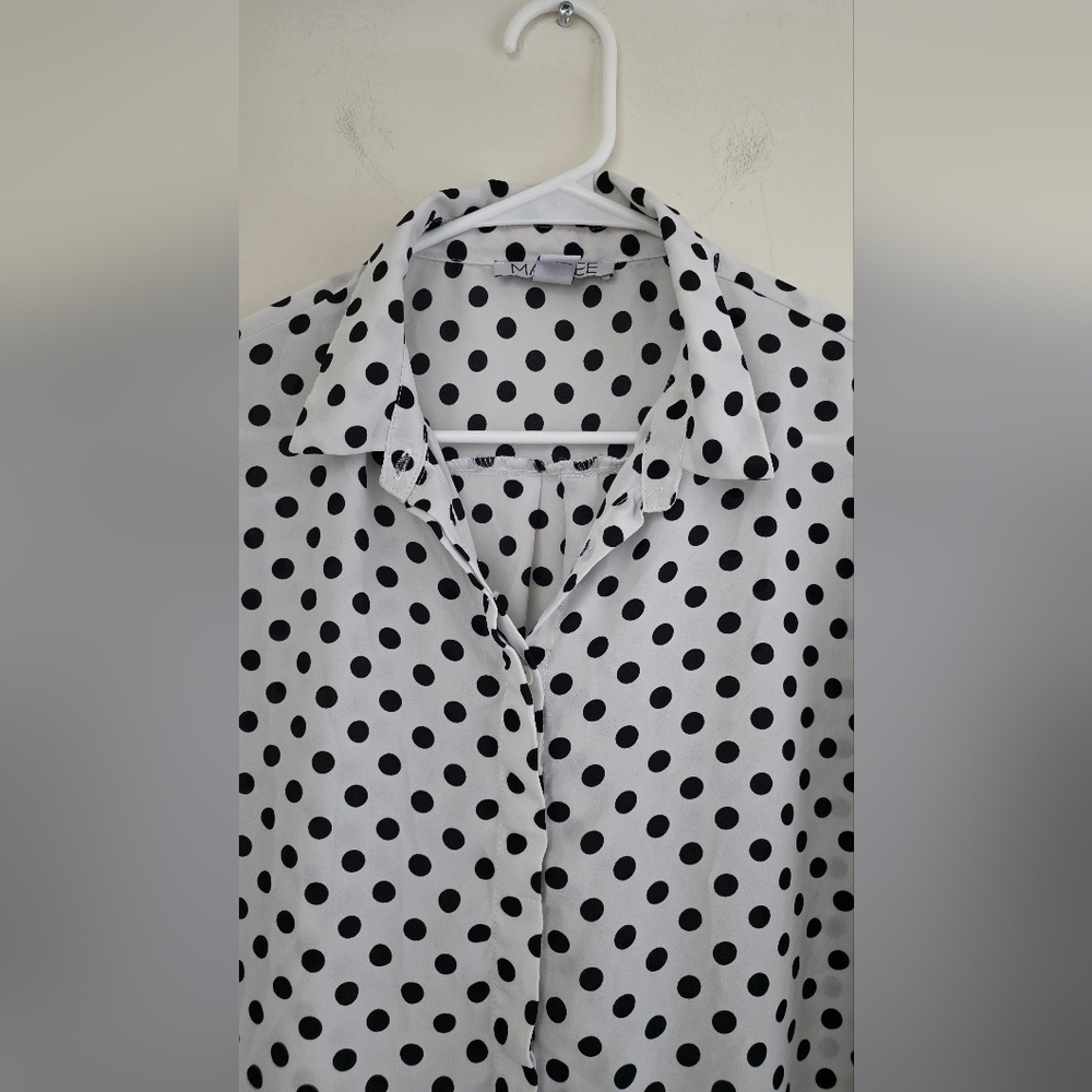 Mandee White & Black Polka Dot Button-Down Blouse | Collared | 3/4 Sleeves | M - Picture 4 of 11